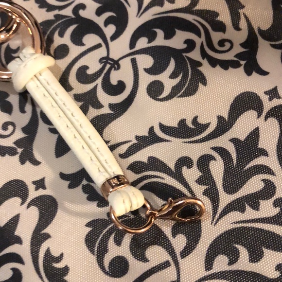 LEATHER BRACELET - Picture 4 of 5